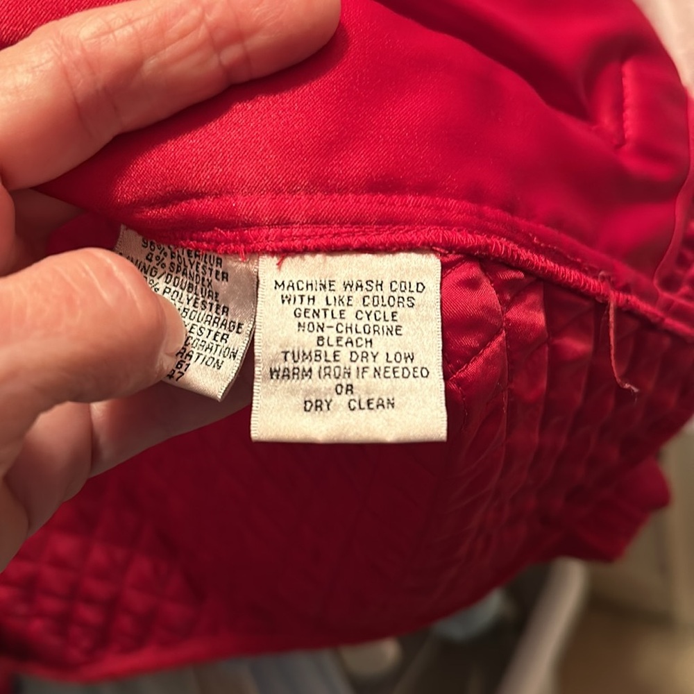 Beautiful high quality Talbots jacket 96%polyester 4%spandex. Corduroy collar - Picture 6 of 6